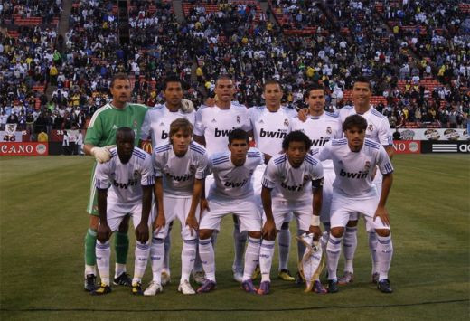 VIDEO Cristiano Ronaldo salveaza Realul lui Mourinho cu un GOLAZO: a jucat cu numarul 7!_3