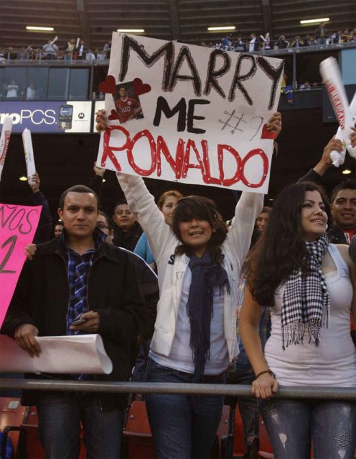 VIDEO Cristiano Ronaldo salveaza Realul lui Mourinho cu un GOLAZO: a jucat cu numarul 7!_4