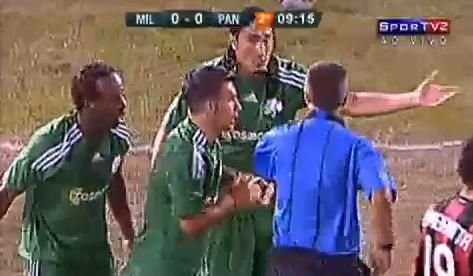 Ce furaciune!!! Panathinaikos, victorie INTERZISA cu Milan! Doi fani au oprit meciul!