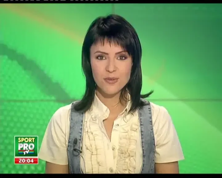 Citeste duminica in ProSport: Primul meci condus prin telefon de Victor Piturca!