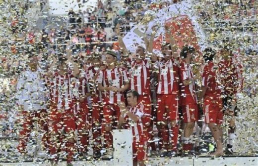 Bayern a castigat Super Cupa: Bayern 2-0 Schalke! Vezi golurile lui Klose si Muller!_3
