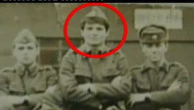FOTO din armata!! Cum arata Andone cand era SOLDAT!