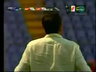 VIDEO / Jucatori exista, doar ca noi nu-i vedem! Gol DIRECT din corner... vezi cine l-a dat!