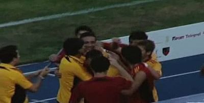 VIDEO Cum marcheaza pustii Barcelonei? Vezi un super sut la vinclu care l-a impresionat pe Hagi!