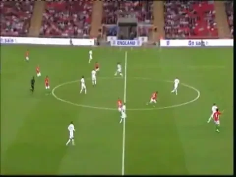 MAGIE!!! Gerrard a reusit cele mai tari doua goluri ale serii!