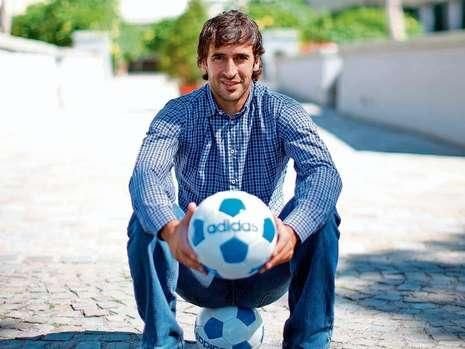Ce frumoasa este sotia lui Raul! FOTO_8
