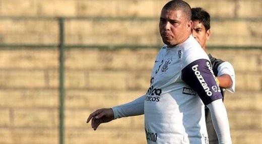 Ronaldo abia mai alearga: are o BURTA de bautor de bere!