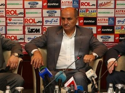 Copos o provoaca pe Dinamo: Voi sta in GALERIE! Rapid anunta inca 2 transferuri!