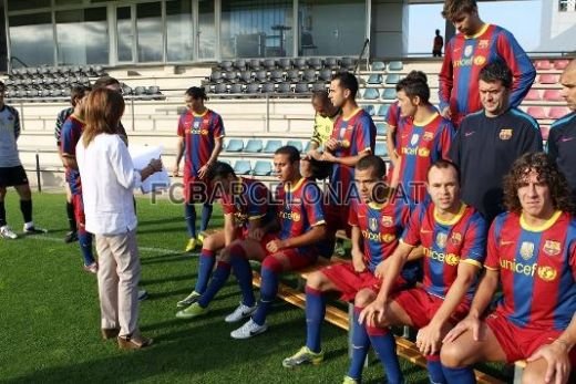 VIDEO Cum s-au distrat Messi si Villa la fotografia OFICIALA a Barcelonei!_2