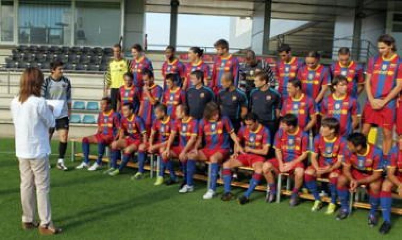 VIDEO Cum s-au distrat Messi si Villa la fotografia OFICIALA a Barcelonei!_7
