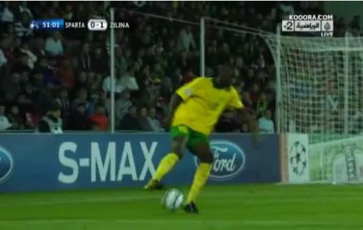 De ce Steaua si Dinamo nu gasesc niciodata jucatorul potrivit? Un pusti de 400.000 de euro vedeta serii in Europa!