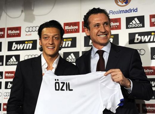 Ozil a fost prezentat OFICIAL la Real: