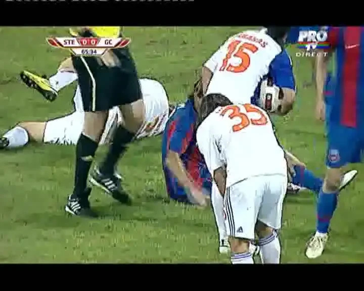 VIDEO Incredibil! Banel, HUIDUIT de tot stadionul la meciul cu Grasshopper! Vrei sa plece de la Steaua?