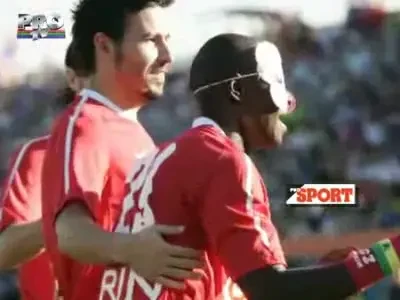 N Doye Pantera Roz de la Dinamo!&nbsp; Vezi de ce si-a pus masca de fluturas la gol!