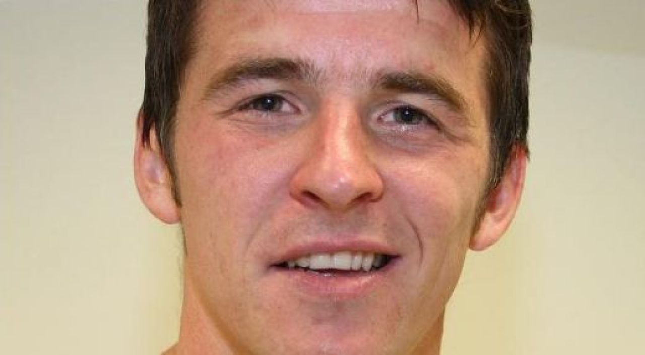VIDEO / Dupa ce a dat gol cu Aston Villa, Joey Barton si-a dat jos MUSTATA: