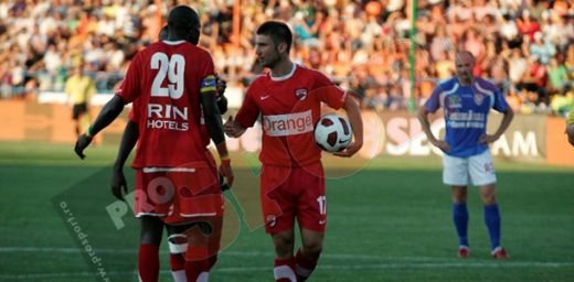CIRC in Liga I! De la masca lui N'Doye si pana la ultrasul Gigi, vezi SASE faze memorabile! Care a fost mai tare?_3