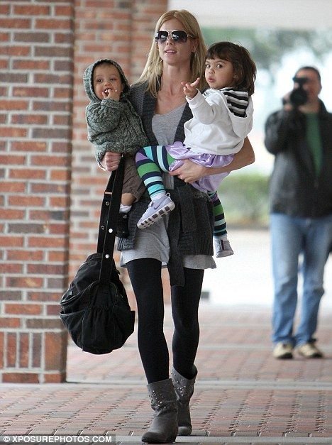 ELE l-au costat pe Tiger Woods 750 mil de dolari! Woods a DIVORTAT de modelul Elin!_3