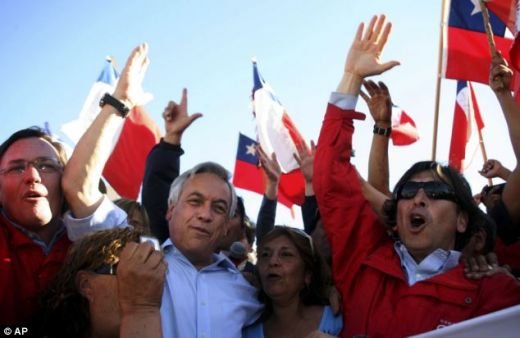 VIDEO / Un fost fotbalist a fost PRINS in mina de la San Jose, Chile! 33 de oameni au supravietuit miraculos:_5