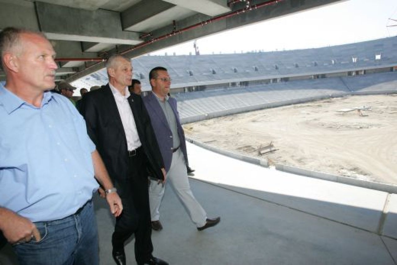 FOTO: Stadionul National este aproape GATA! Oprescu: