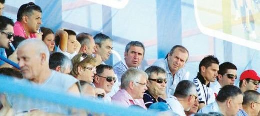 INCREDIBIL: Hagi, injurat ca la usa cortului de fanii Farului