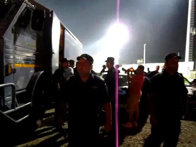 RAZBOI dupa Steaua-Dinamo: jigniri, injurii, oameni batuti si amenzi! VIDEO!