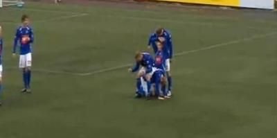 VIDEO: Asta-i cea mai tare celebrare la gol a islandezilor: Toaleta umana :))
