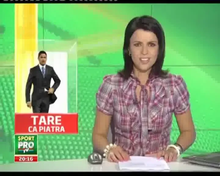 VIDEO / Pinalty STIE sa-si vanda marfa! Vezi cum vrea sa aduca lumea la meciul nationalei: