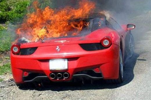Masina de 250.000 de dolari! 1248 de masini Ferrari 458, in pericol sa&nbsp;ARDA din senin!