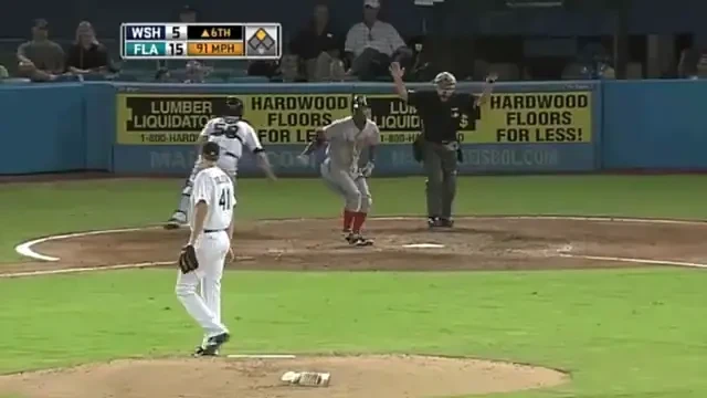 In sfarsit! Prima bataie adevarata in baseball!