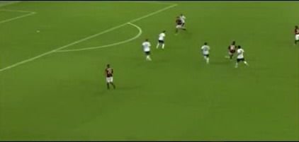 VIDEO Ronaldinho, Iniesta sau Nani? Cele mai tari pase de gol ale saptamanii! Care ti-a placut mai mult?