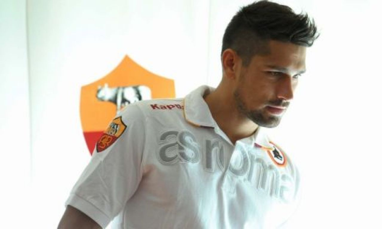 Cum a fost Borriello convins sa nu ajunga la Juventus printr-un SMS! FOTO_12