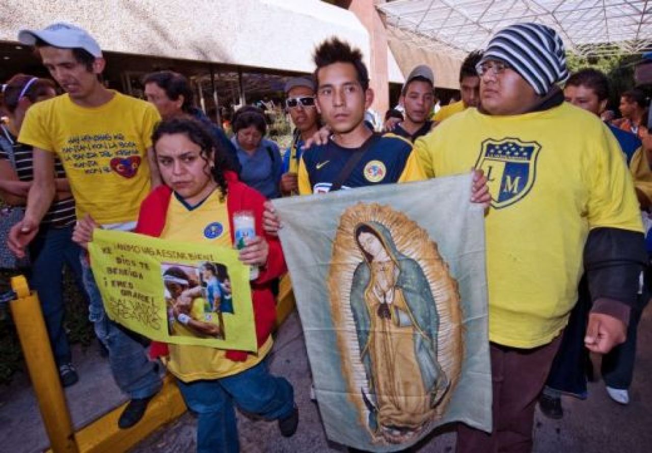 VIDEO / Traficantii de droguri din Columbia il ascund pe cel care l-a impuscat pe fotbalistul Salvador Cabanas!_8