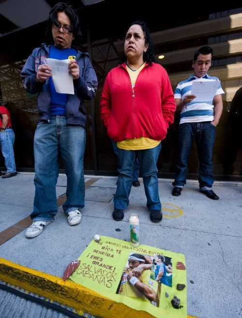 VIDEO / Traficantii de droguri din Columbia il ascund pe cel care l-a impuscat pe fotbalistul Salvador Cabanas!_13