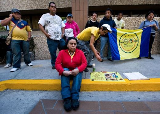 VIDEO / Traficantii de droguri din Columbia il ascund pe cel care l-a impuscat pe fotbalistul Salvador Cabanas!_16