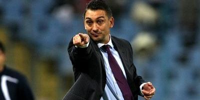 Ilie Dumitrescu a trimis 8 jucatori din prima echipa la Steaua II!