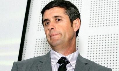 Porumboiu:&nbsp; Renunt&nbsp;&nbsp;la fotbal. Il reclam pe Caro la UEFA! Vezi cum s-a razbunat spaniolul!