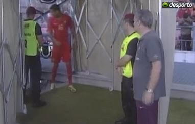 Singurul moment unde NU s-a facut de ras! Primele imagini cu Bebe de la Manchester United!