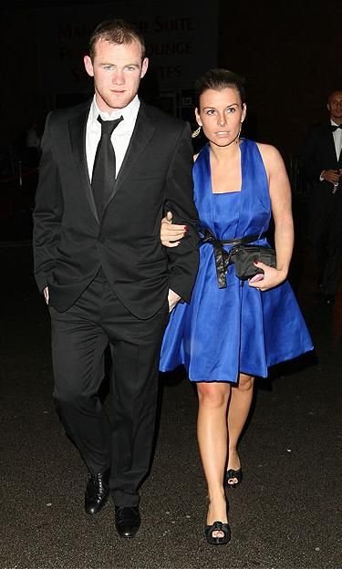 Rooney, lasat fara avere? Englezii au aflat: prostituata de 1500 euro, motivul pentru care Rooney nu a miscat la mondial!_3