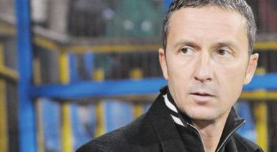 Mihai Stoica s-a rugat de mine o noapte intreaga sa-l las sa castige. Imi corupsese cativa jucatori!