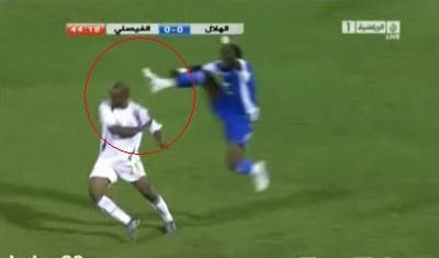 I-a pus crampoanele pe CAP: cea mai urata intrare! VIDEO