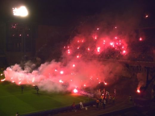 TOP 10 rivalitati din fotbal! Meciuri interzise celor slabi de inima!_7