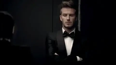 VIDEO / David si Victoria au surprinsi la... una mica in lift!