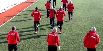 Condescu s-a inteles cu Dinamo! Trei dinamovisti merg la Targu Jiu