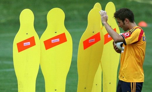 Ce prime ISTORICE au jucatorii nationalei daca ajung la Euro! Nu de Mutu cuminte avem nevoie, ci de Mutu care sa dea goluri