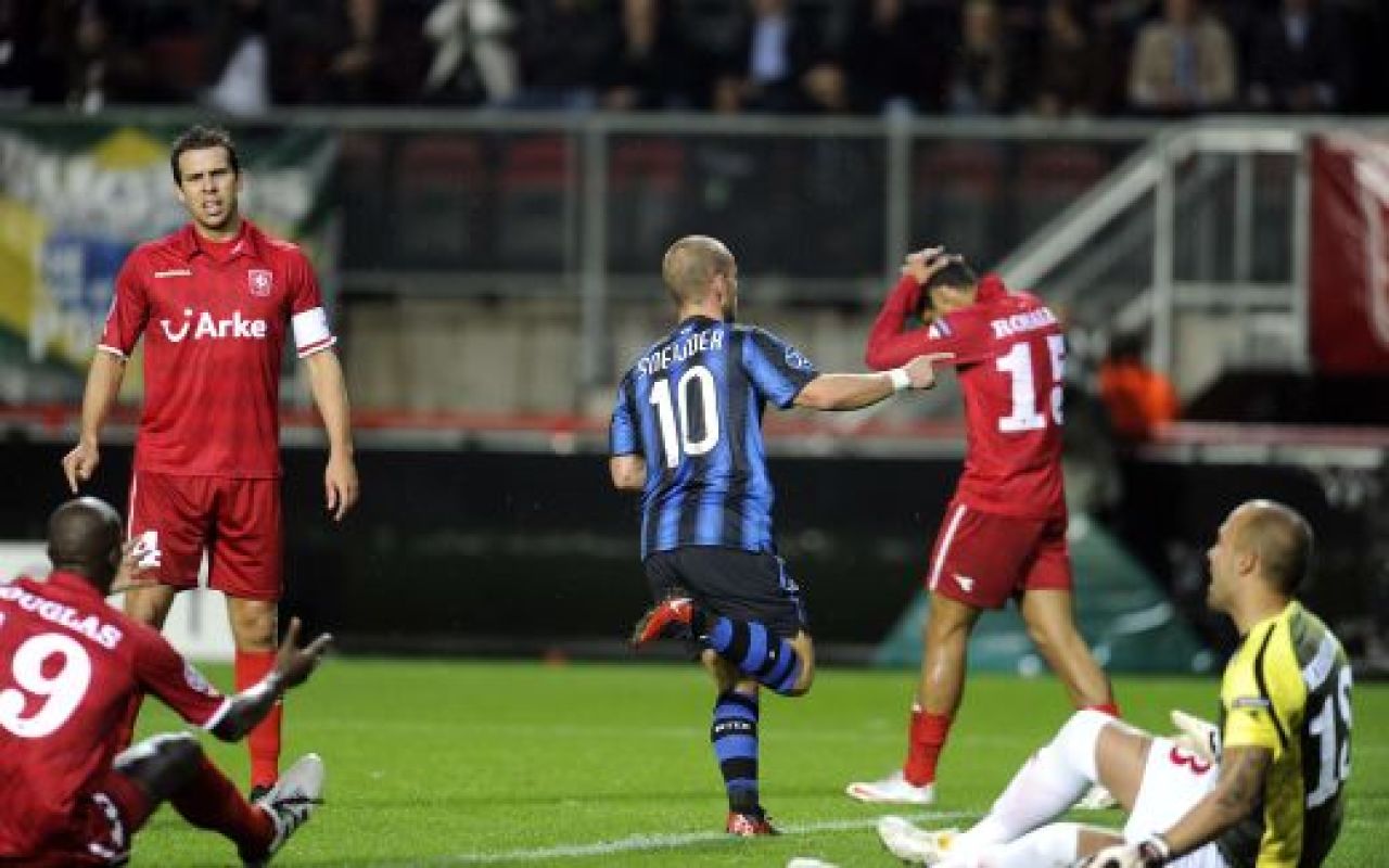 Deac, titular alaturi de Raul! Messi, dubla de GENIU: Barca 5-1 PAO, Chivu out de la Inter, in 2-2 cu Twente! Vezi toate rezultatele!_12