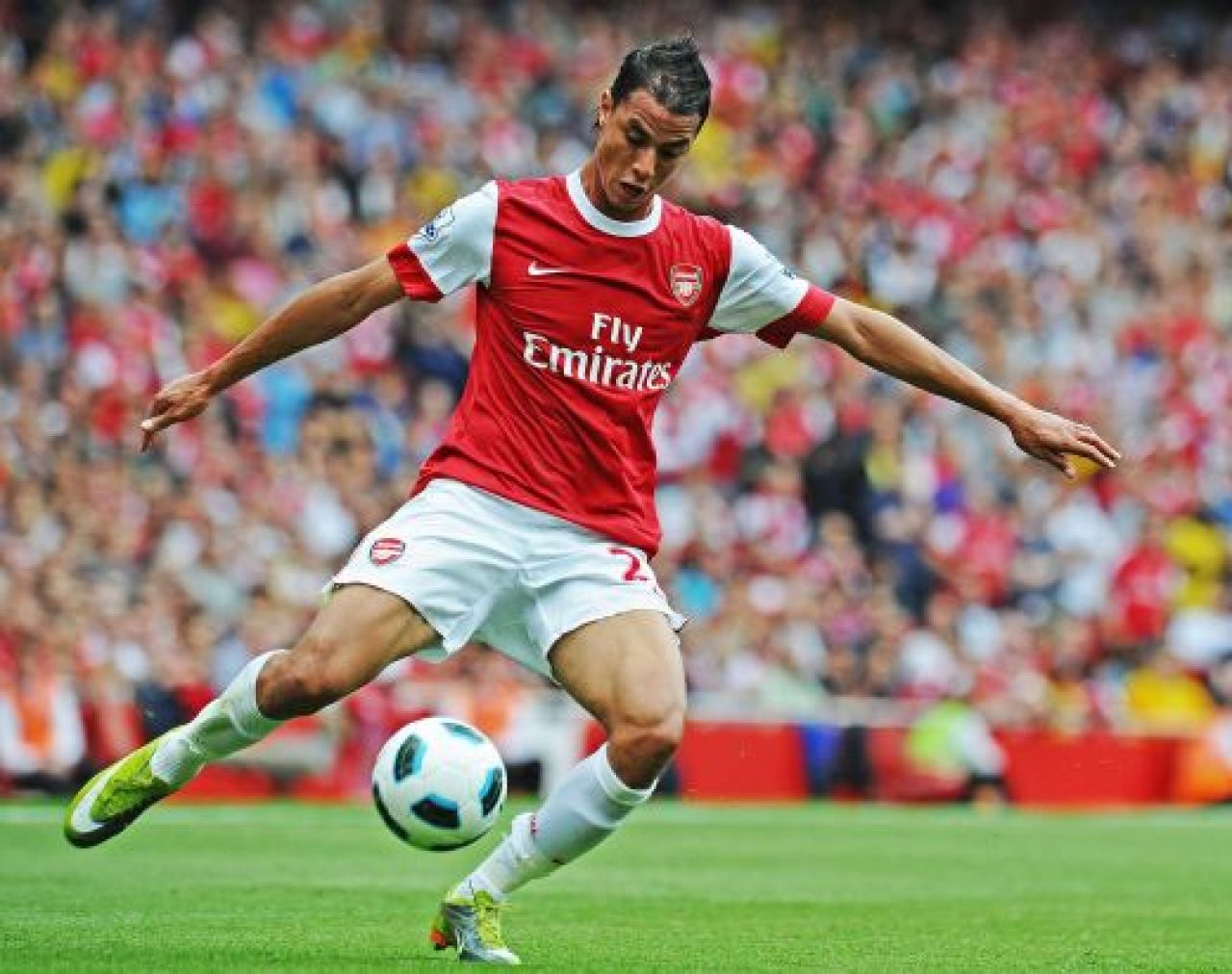 VIDEO SHOW TOTAL IN LIGA: Arsenal 6-0 Braga, Real 2-0 Ajax, Milan 2-0 Auxerre, Bayern 2-0 Roma, Zilina 1-4 Chelsea!_2