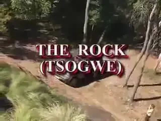 VIDEO senzational! Ai vazut vreodata o masina care se catara pe PERETI? Asta poate!