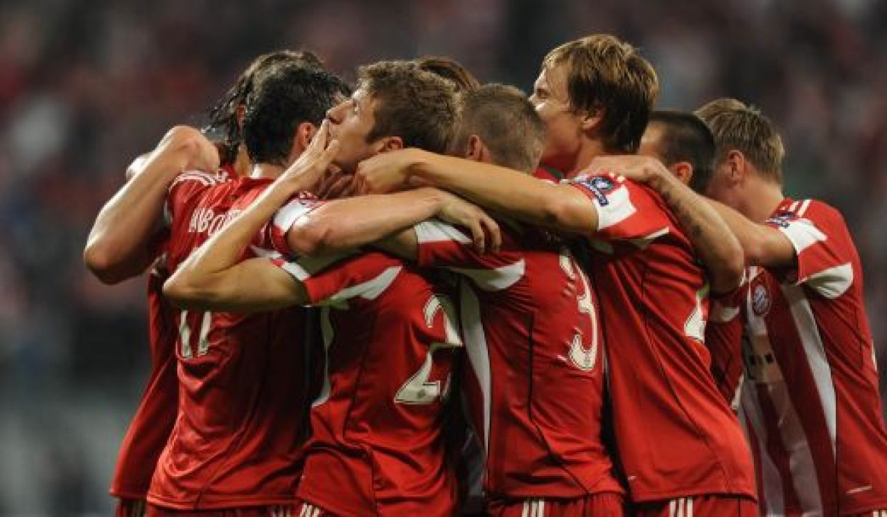 VIDEO SHOW TOTAL IN LIGA: Arsenal 6-0 Braga, Real 2-0 Ajax, Milan 2-0 Auxerre, Bayern 2-0 Roma, Zilina 1-4 Chelsea!_13