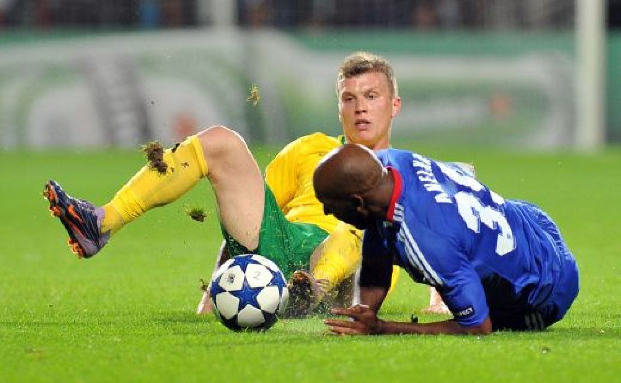 VIDEO SHOW TOTAL IN LIGA: Arsenal 6-0 Braga, Real 2-0 Ajax, Milan 2-0 Auxerre, Bayern 2-0 Roma, Zilina 1-4 Chelsea!_14