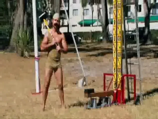 Si-a facut KO colegul cu un ciocan! Cum sa ramai fara mostenitori: